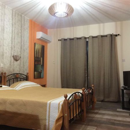 Pomelo Apartments ไอยานาปา ภายนอก รูปภาพ