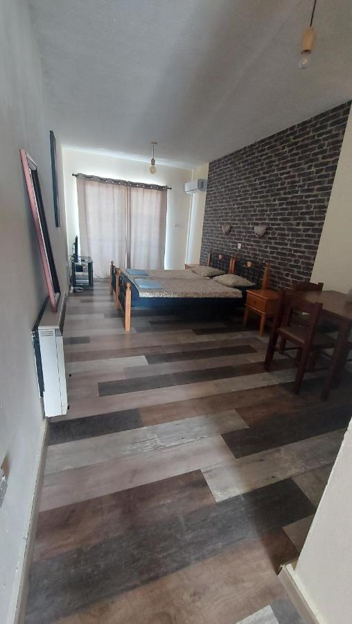 Pomelo Apartments ไอยานาปา ภายนอก รูปภาพ