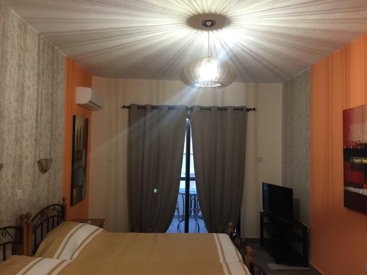 Pomelo Apartments ไอยานาปา ภายนอก รูปภาพ